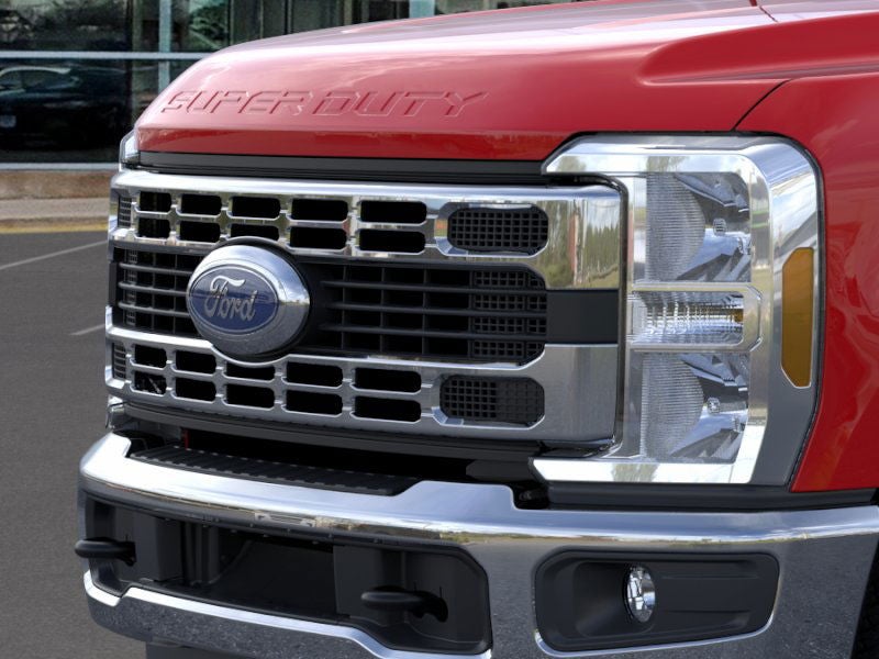 2026 Ford Super Duty F-350® XLT