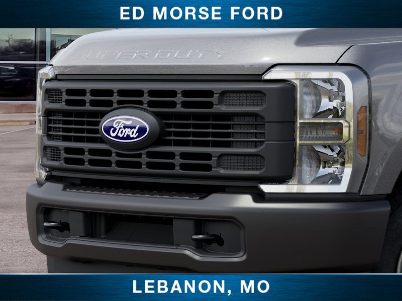 2027 Ford Super Duty F-350 SRW XL