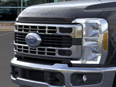 2026 Ford Super Duty F-350® XLT