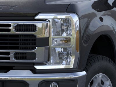 2026 Ford Super Duty F-350® XLT