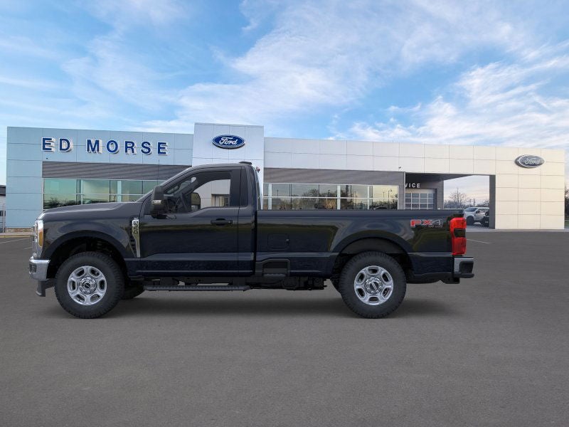 2026 Ford Super Duty F-350® XLT