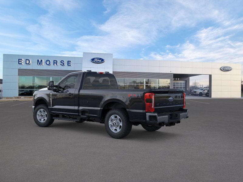 2026 Ford Super Duty F-350® XLT