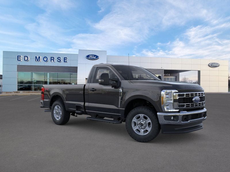 2026 Ford Super Duty F-350® XLT