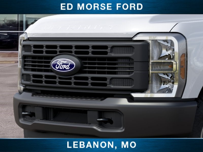 2027 Ford Super Duty F-350 SRW XL
